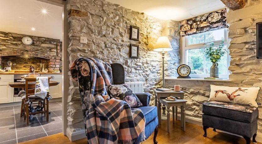 Photo of 1 Bed in Bouth