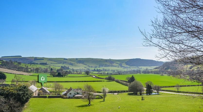 Photo of in Knighton  (58997)