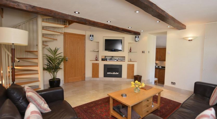 Photo of 1 Bed in Whitton