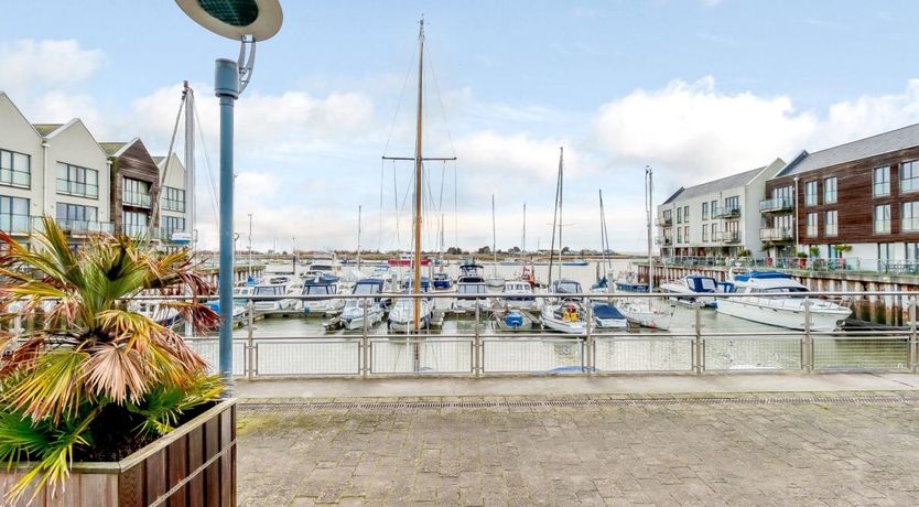 Photo of 1 Bed in Brightlingsea