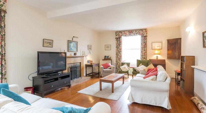 Photo of 5 Bed in Pitlochry