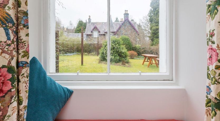 Photo of 5 Bed in Pitlochry