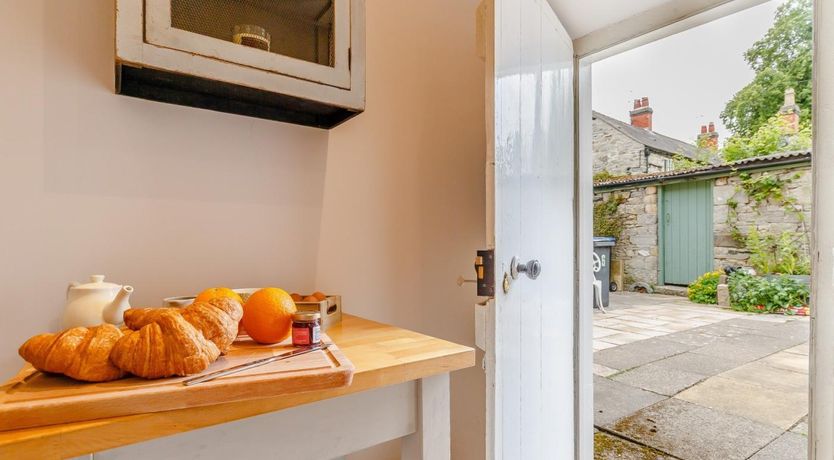 Photo of 2 Bed in Bakewell