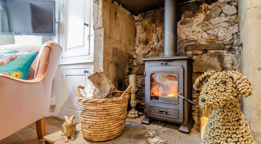 Photo of 2 Bed in Ashford-in-the-Water