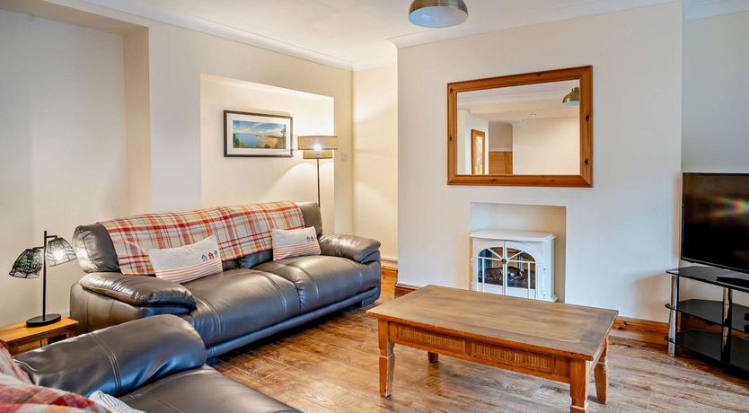 Photo of 4 Bed in Tenby