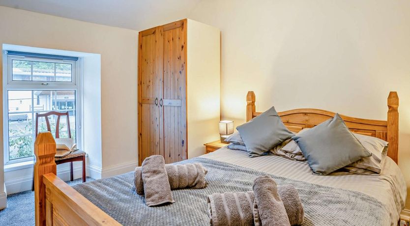 Photo of 4 Bed in Tenby