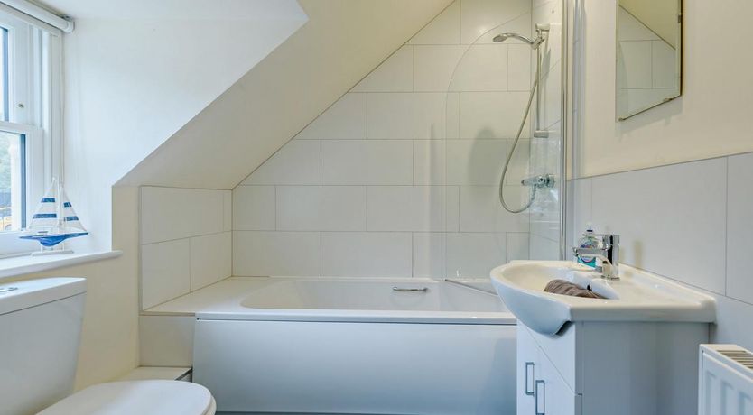 Photo of 4 Bed in Tenby