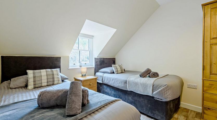 Photo of 4 Bed in Tenby