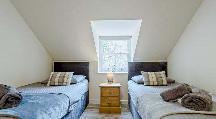 Photo of 4 Bed in Tenby