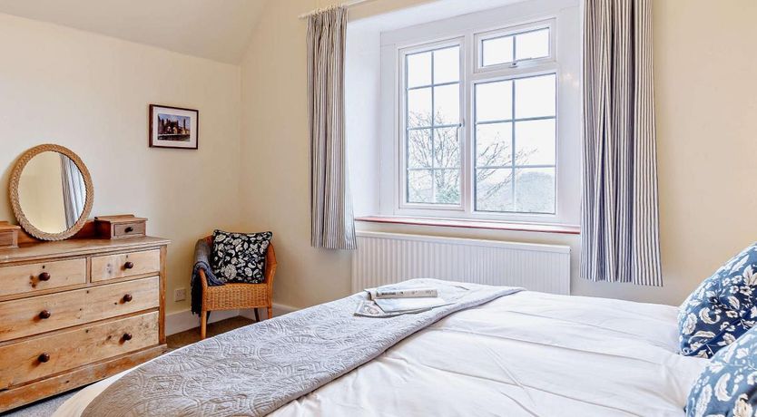 Photo of 3 Bed in Earlswood