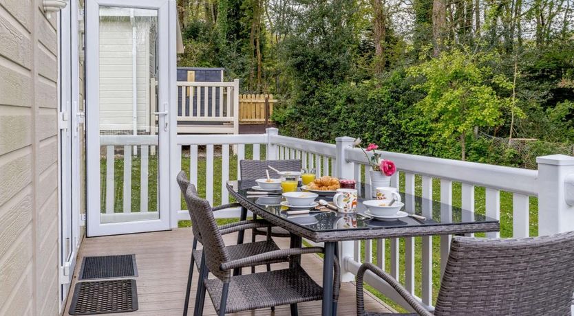 Photo of 2 Bed in Gilfachrheda