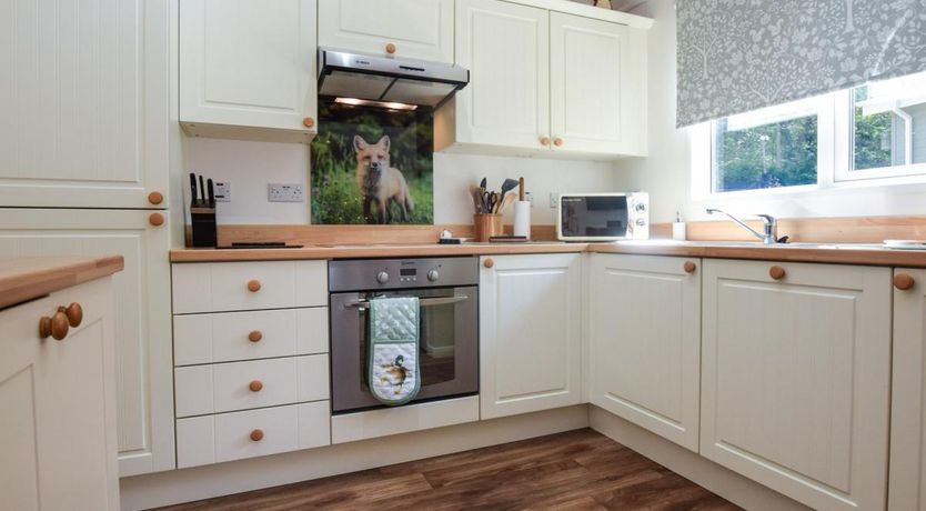 Photo of 2 Bed in Gilfachrheda