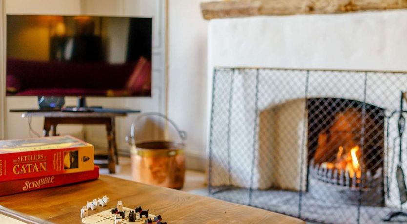 Photo of 5 Bed in Broughton Beck