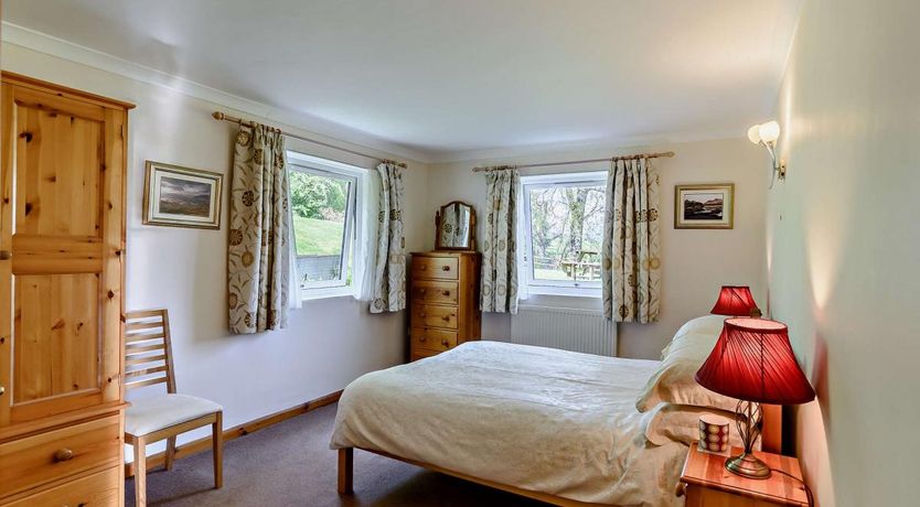 Photo of 3 Bed in Stair