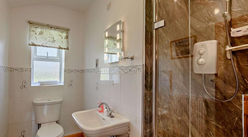 Photo of 3 Bed in Stair