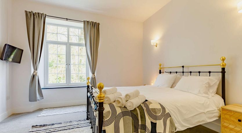 Photo of 4 Bed in Chulmleigh