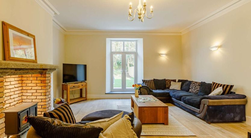 Photo of 4 Bed in Chulmleigh