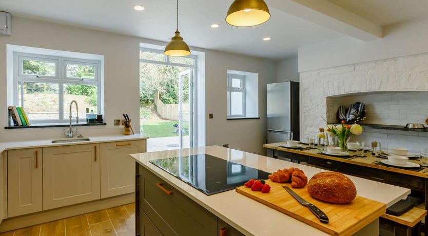 Photo of 4 Bed in Chulmleigh