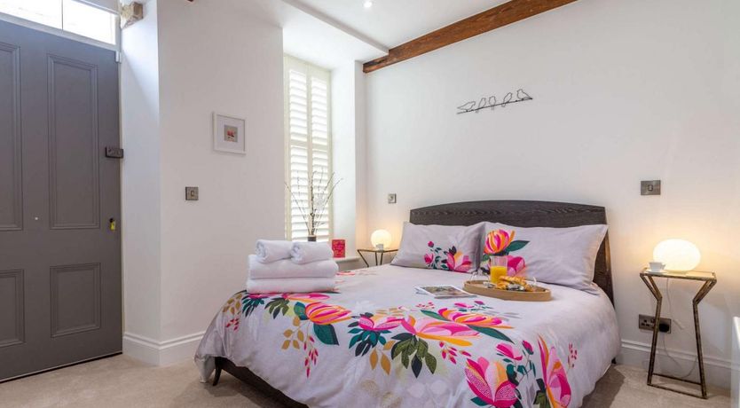 Photo of 1 Bed in Glasshouses