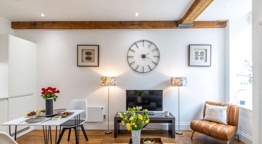 Photo of 1 Bed in Glasshouses