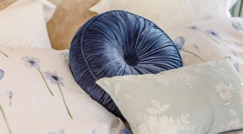 Photo of 2 Bed in Weare Giffard