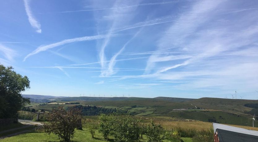 Photo of 3 Bed in Todmorden