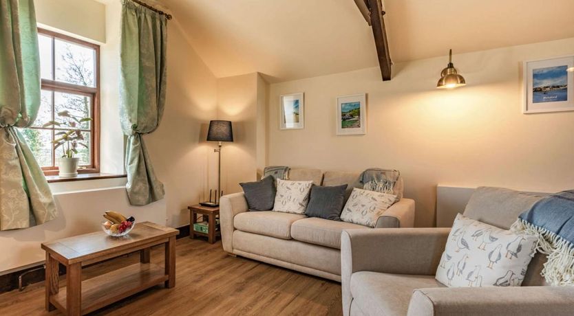 Photo of 1 Bed in Buckland Brewer