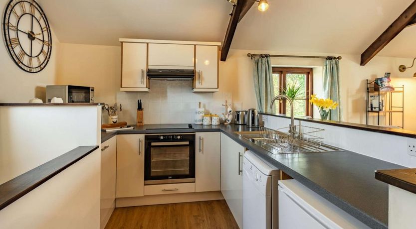 Photo of 1 Bed in Buckland Brewer