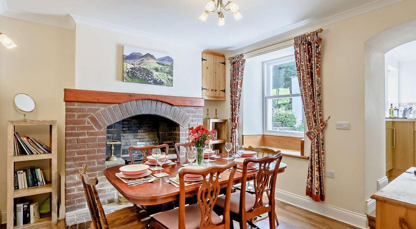 Photo of 3 Bed in Stair