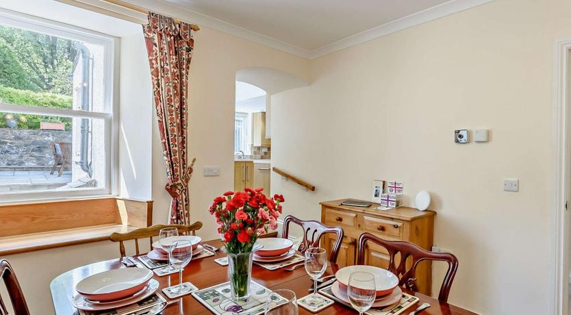 Photo of 3 Bed in Stair