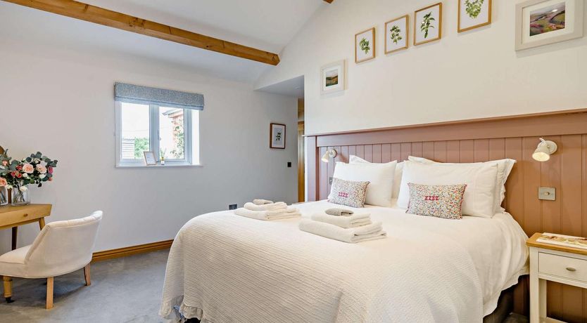 Photo of 3 Bed in Shaftesbury