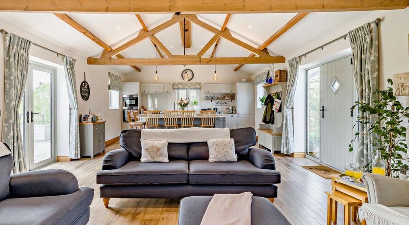 Photo of 3 Bed in Shaftesbury