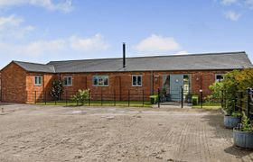 Photo of barn-in-wiltshire-2