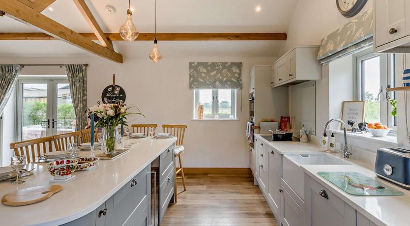 Photo of 3 Bed in Sedgehill