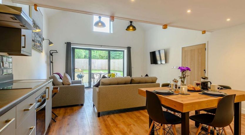 Photo of 2 Bed in West Pennard