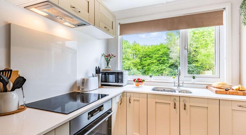 Photo of 2 Bed in Peasmarsh