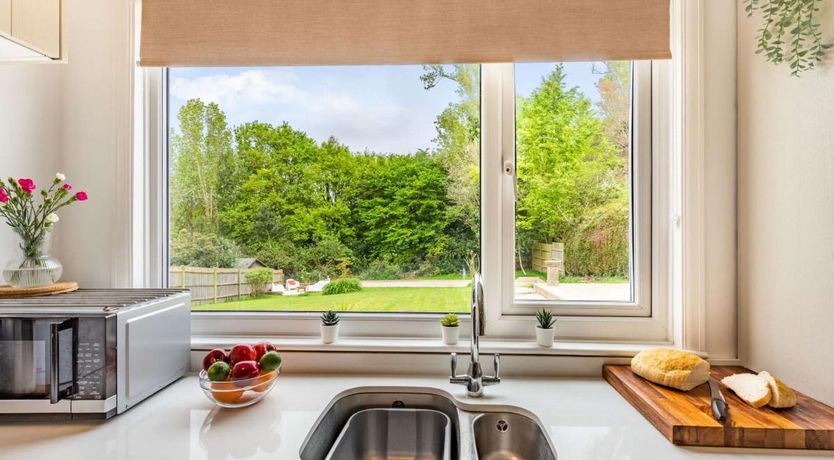 Photo of 2 Bed in Peasmarsh