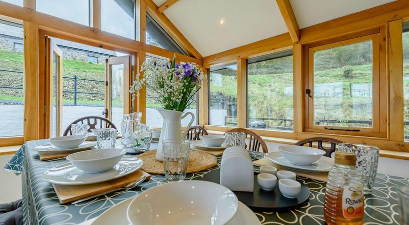 Photo of 4 Bed in Rhos