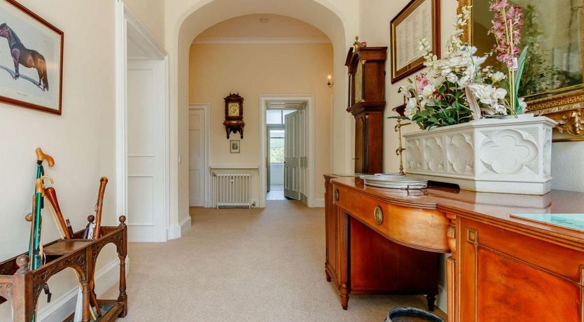 Photo of 7 Bed in Powmill