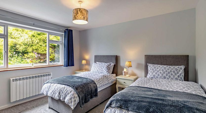 Photo of 2 Bed in Frith Common