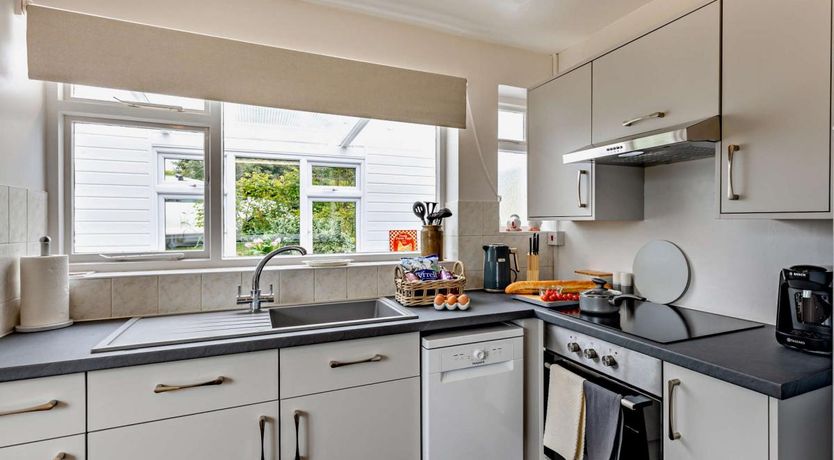 Photo of 2 Bed in Frith Common