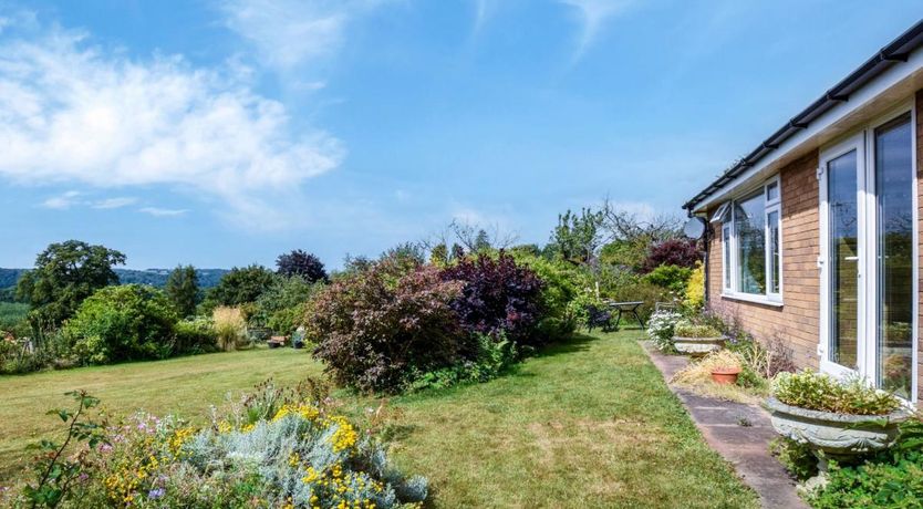 Photo of 2 Bed in Frith Common