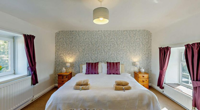 Photo of 1 Bed in Tansley