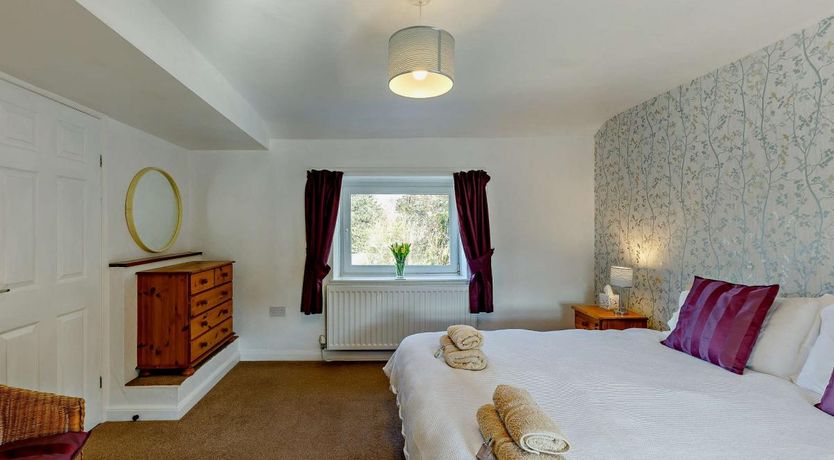 Photo of 1 Bed in Tansley