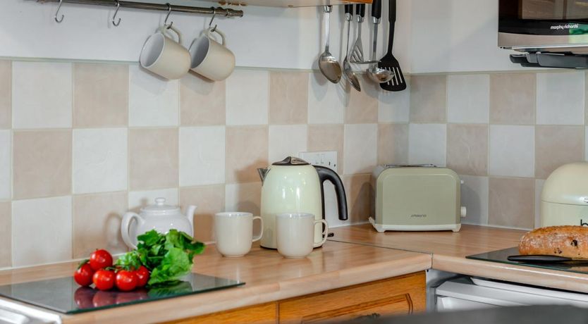 Photo of 1 Bed in Trenewan