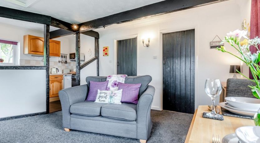 Photo of 1 Bed in Trenewan