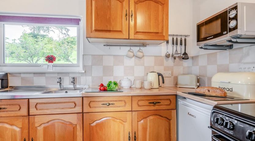 Photo of 1 Bed in Trenewan