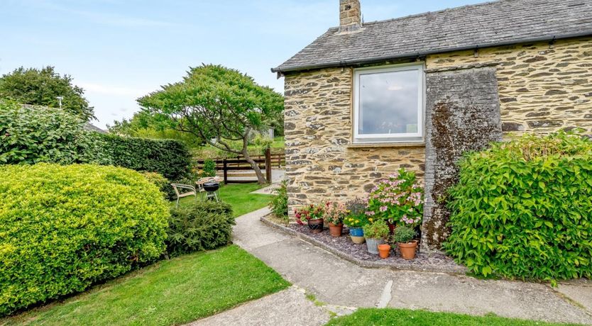 Photo of 1 Bed in Trenewan