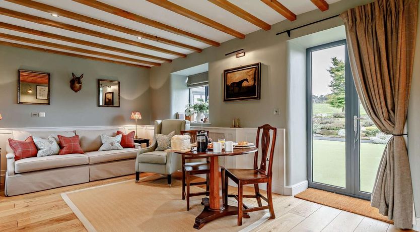 Photo of 1 Bed in Riber