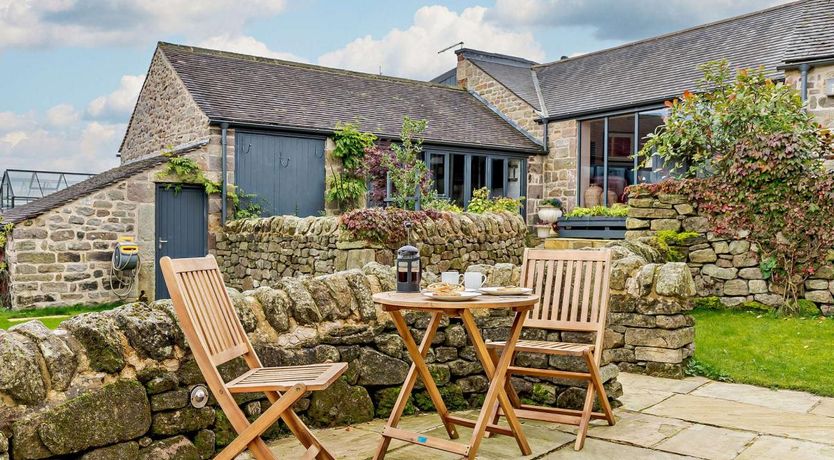 Photo of 1 Bed in Riber